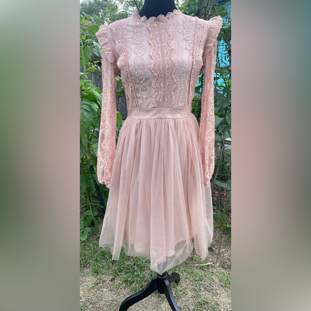 SIMPLEE embroidered dress